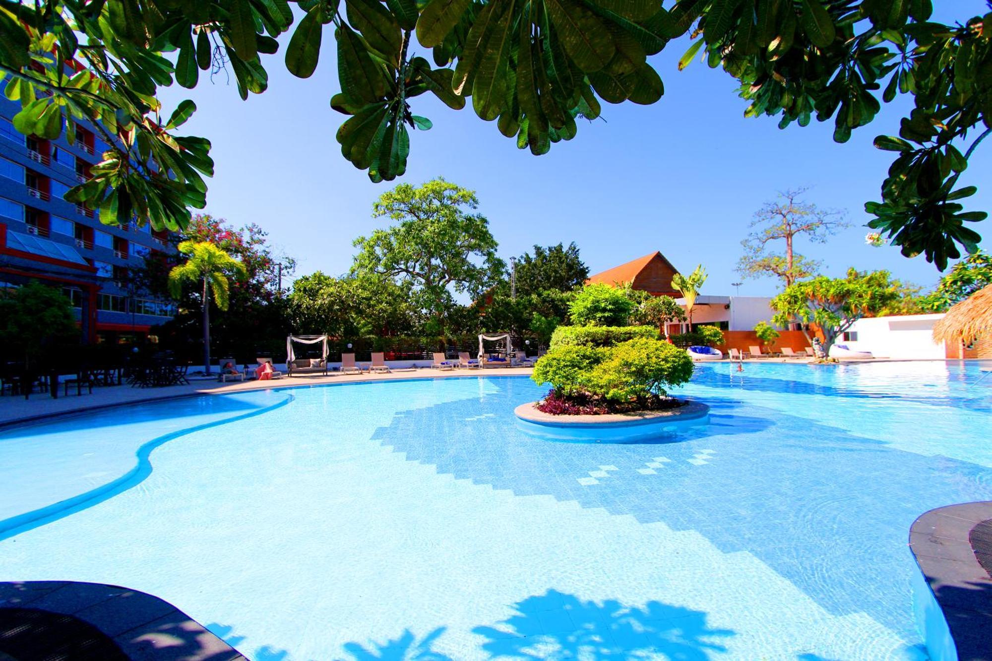 Coco Beach Hotel Jomtien Pattaya Екстер'єр фото